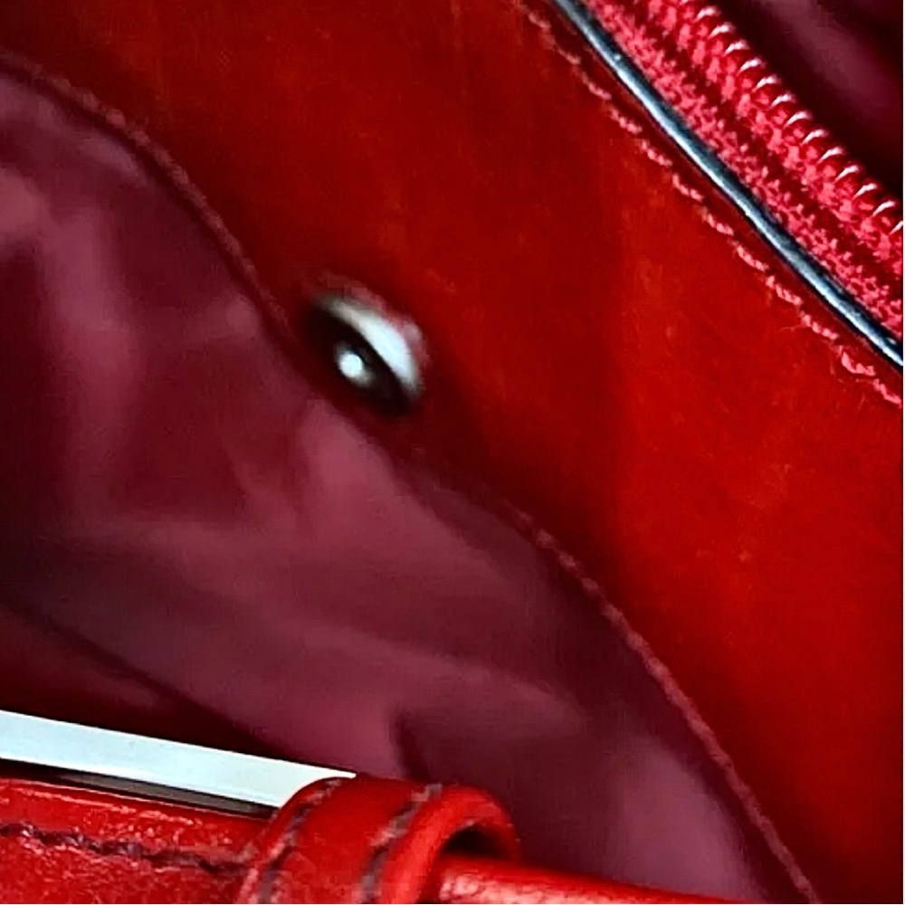 🍓Kenneth Cole Reaction Y2K Leather Shoulder Bag in Strawberry - Picture 6 of 6